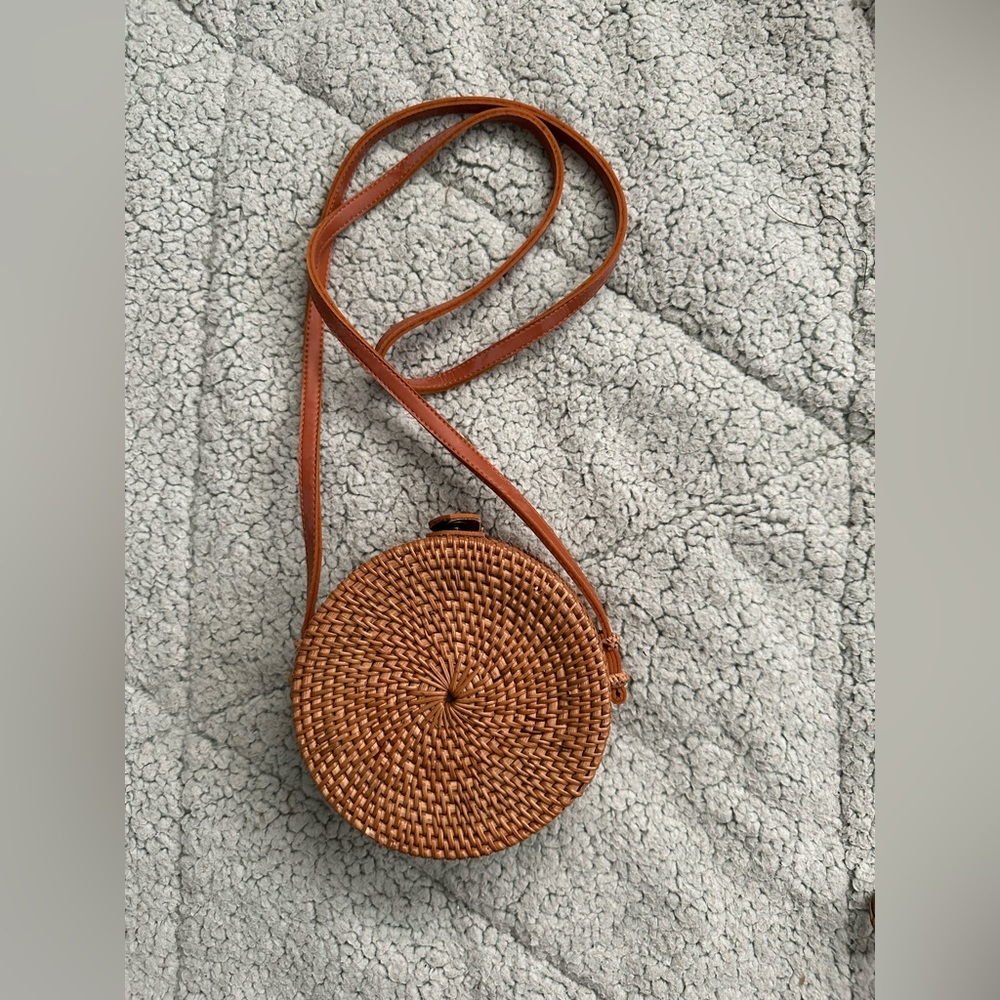 Straw Round Bag